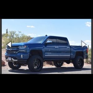 Meet your Posher, Michael